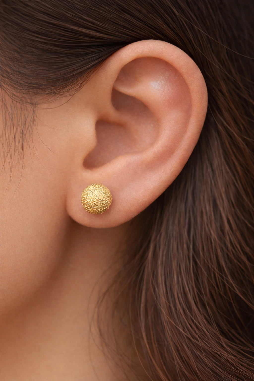 Classic Gold Studs